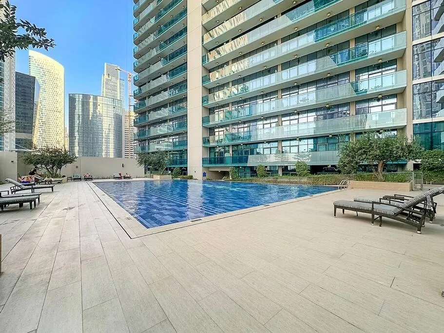 First Class 1Br Merano Cozy Retreat Dubai Apartment